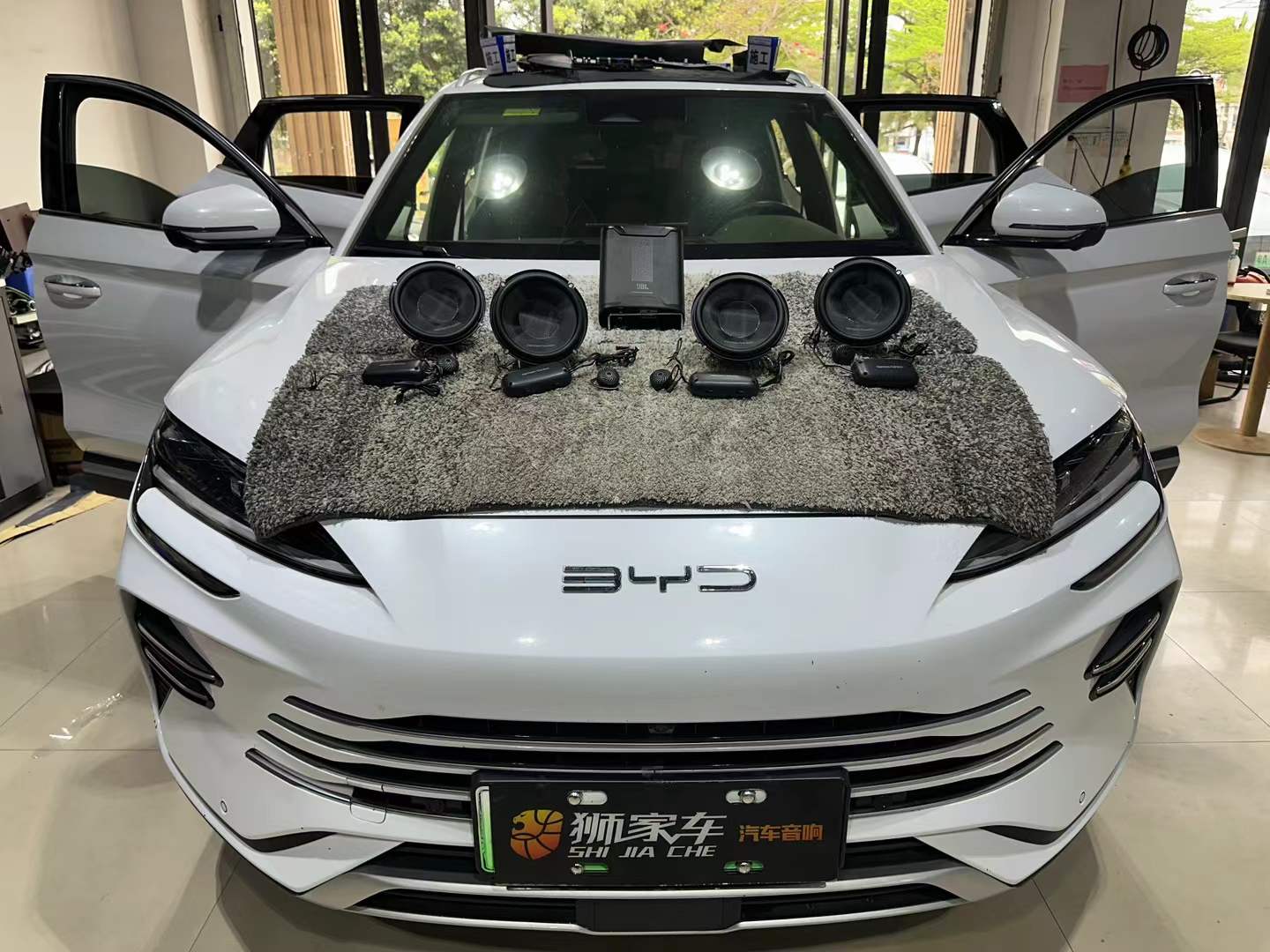 比亚迪宋Pro音响升级门板和喇叭安装检查