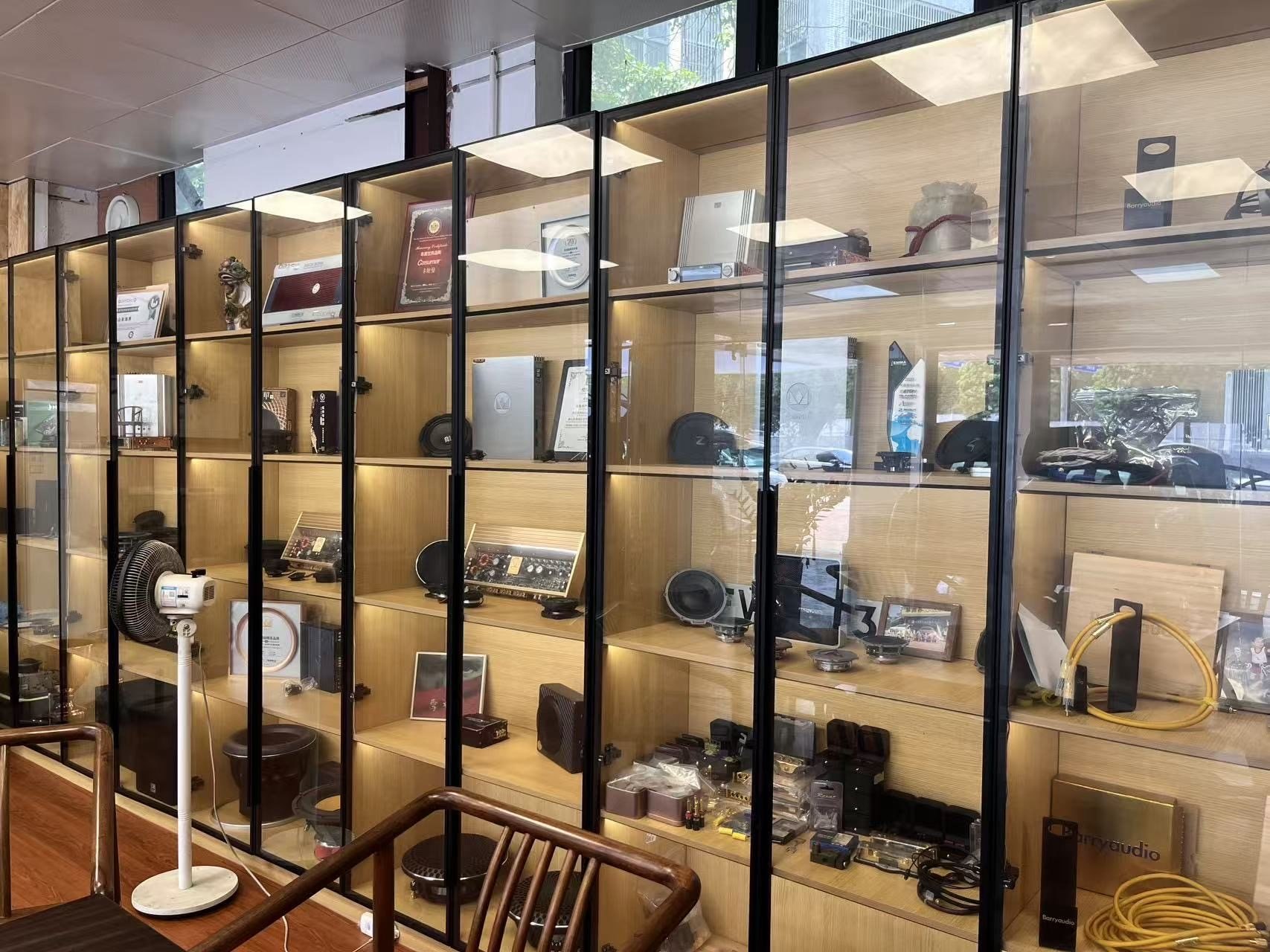 宝马X3汽车音响器材展示和方案核对