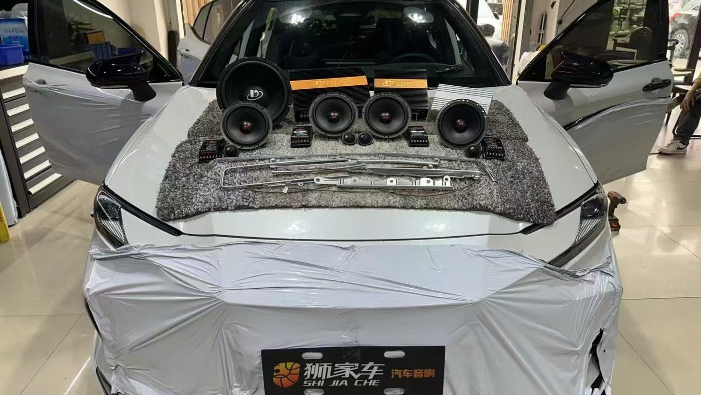 传祺GS4音响升级施工画面